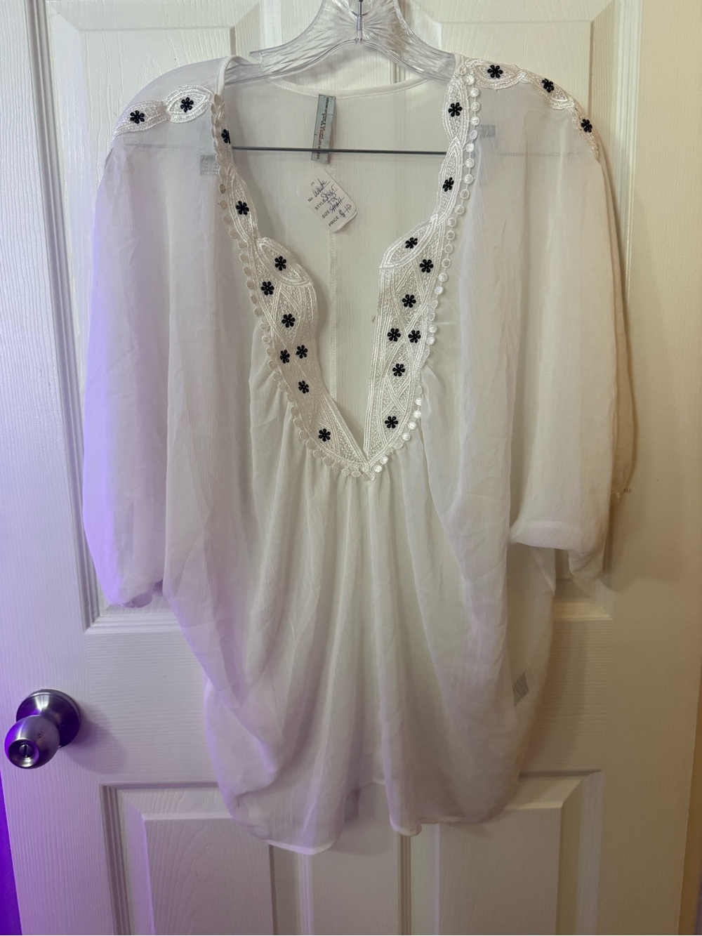 White Embroidered V-Neck Women's Blouse - Picture 1 of 3